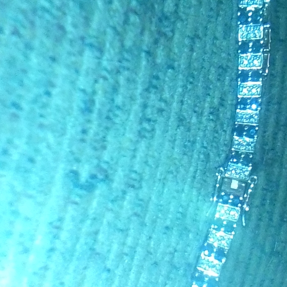 Vintage tennis bracelet 925 R China. 8 inches long in amazing shape. - Picture 7 of 7